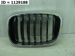Решетка радиатора левая  BMW X3 III (G01) (2017) 5 дв.