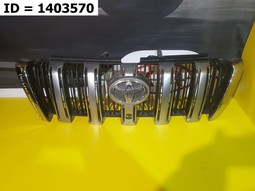 Решетка радиатора  Toyota Land Cruiser Prado 150 Рест. 1 (2013-2017)